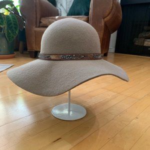 Anthropologie Kathy Jeanne Feather Wide Brim Hat